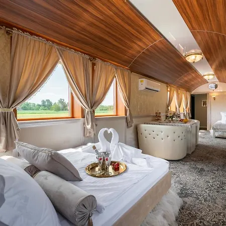 Aparthotel Stacja Galicja - W Pociagu Blisko Energylandia *
