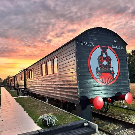 Stacja Galicja - W Pociagu Blisko Energylandia * Zator